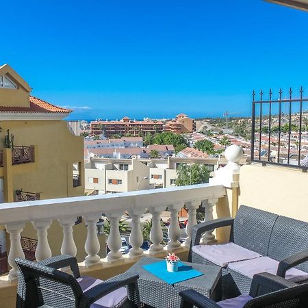 Castle Harbour Phoebe'S Flat Los Cristianos By Lovetenerife 外观 照片