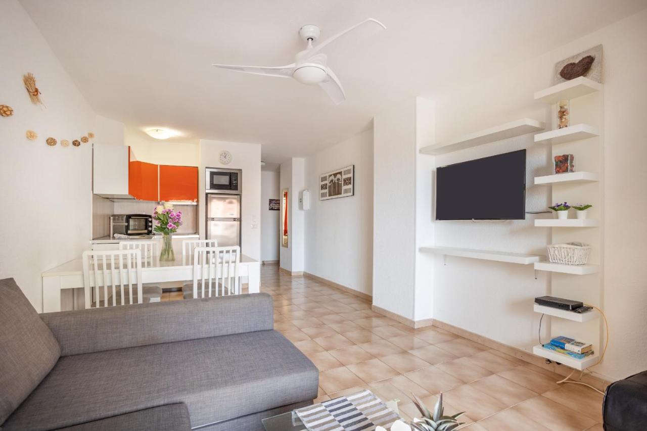 Castle Harbour Phoebe'S Flat Los Cristianos By Lovetenerife 外观 照片