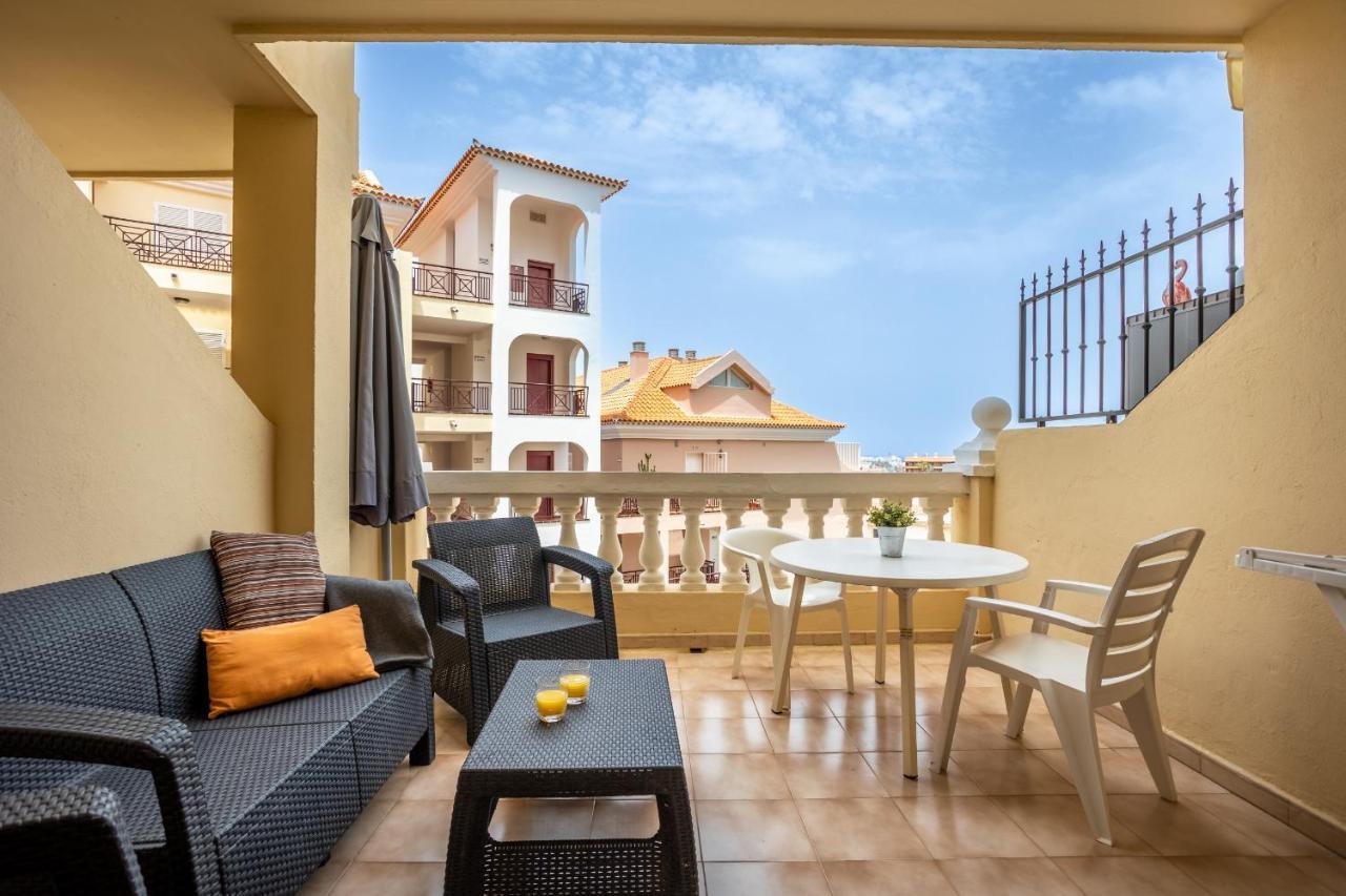 Castle Harbour Phoebe'S Flat Los Cristianos By Lovetenerife 外观 照片