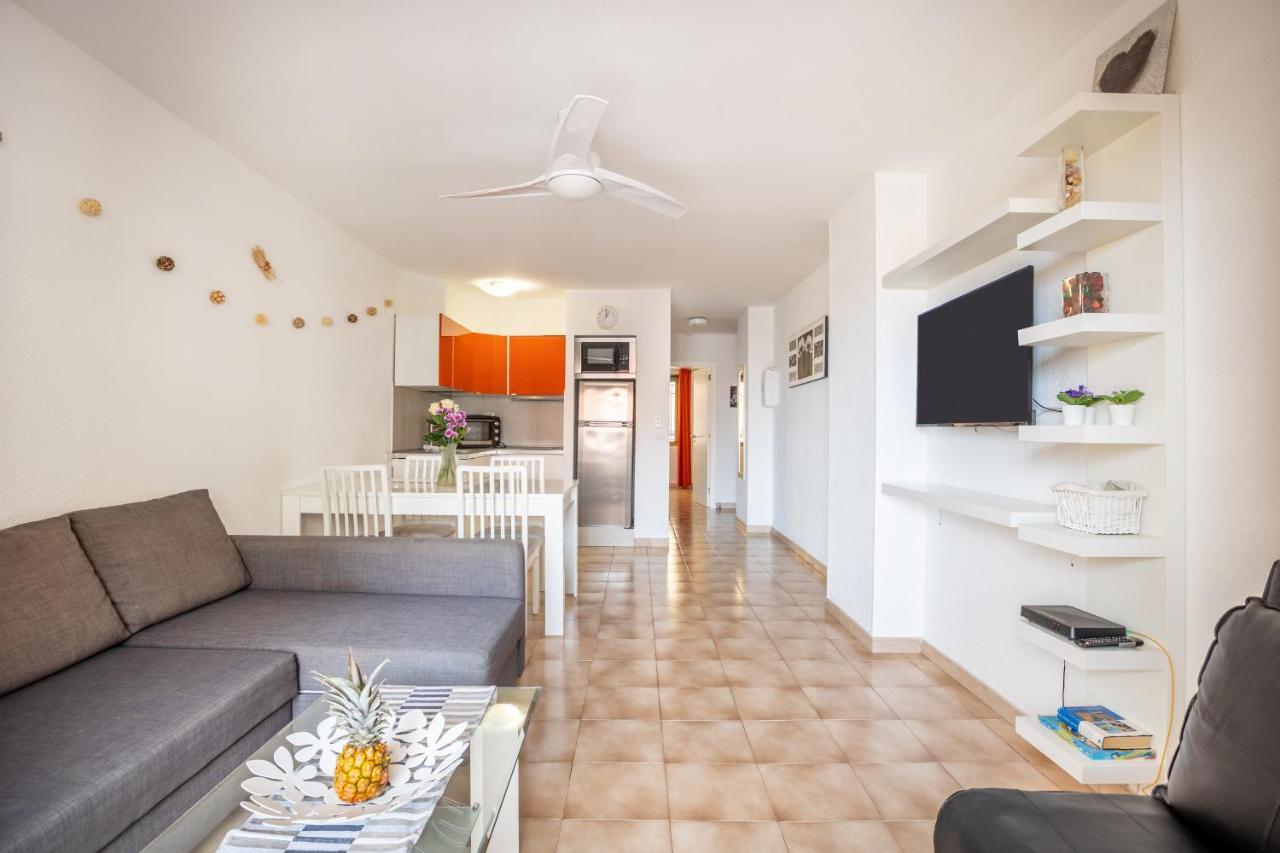 Castle Harbour Phoebe'S Flat Los Cristianos By Lovetenerife 外观 照片