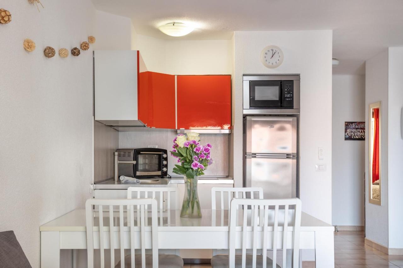 Castle Harbour Phoebe'S Flat Los Cristianos By Lovetenerife 外观 照片
